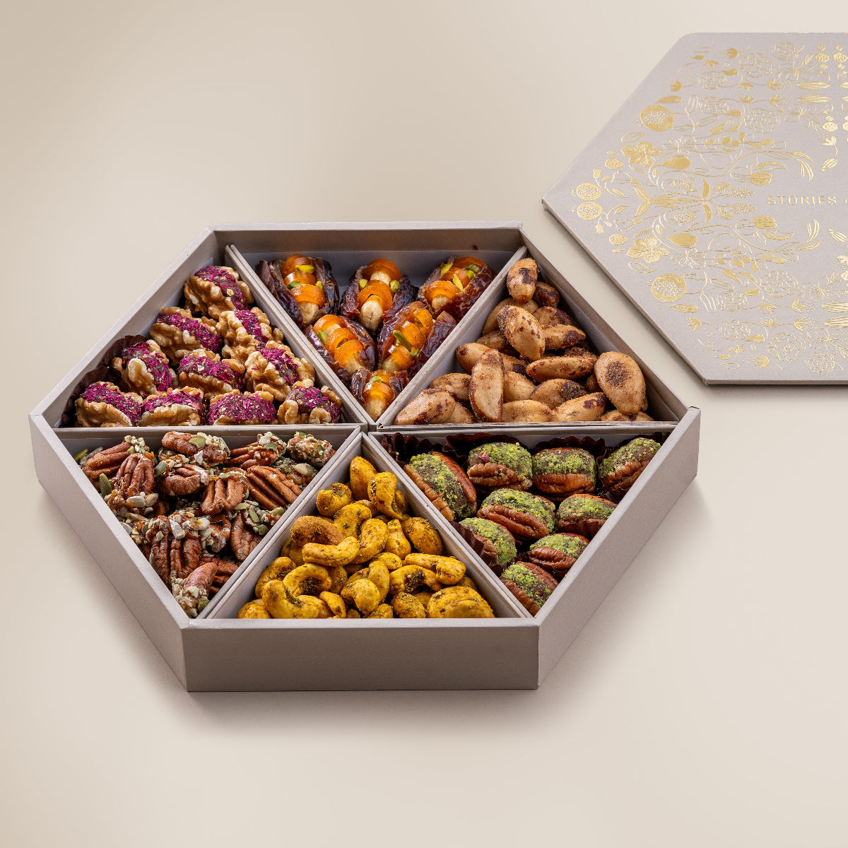 Walnut & Dried Fruit Wholes
Dried Mango & Cashew Stuffed Dates
Smoked Brazilian Nuts
Pecan & Date Wholes
Turmeric & Chia Seeds Cashews
Praline Pecan