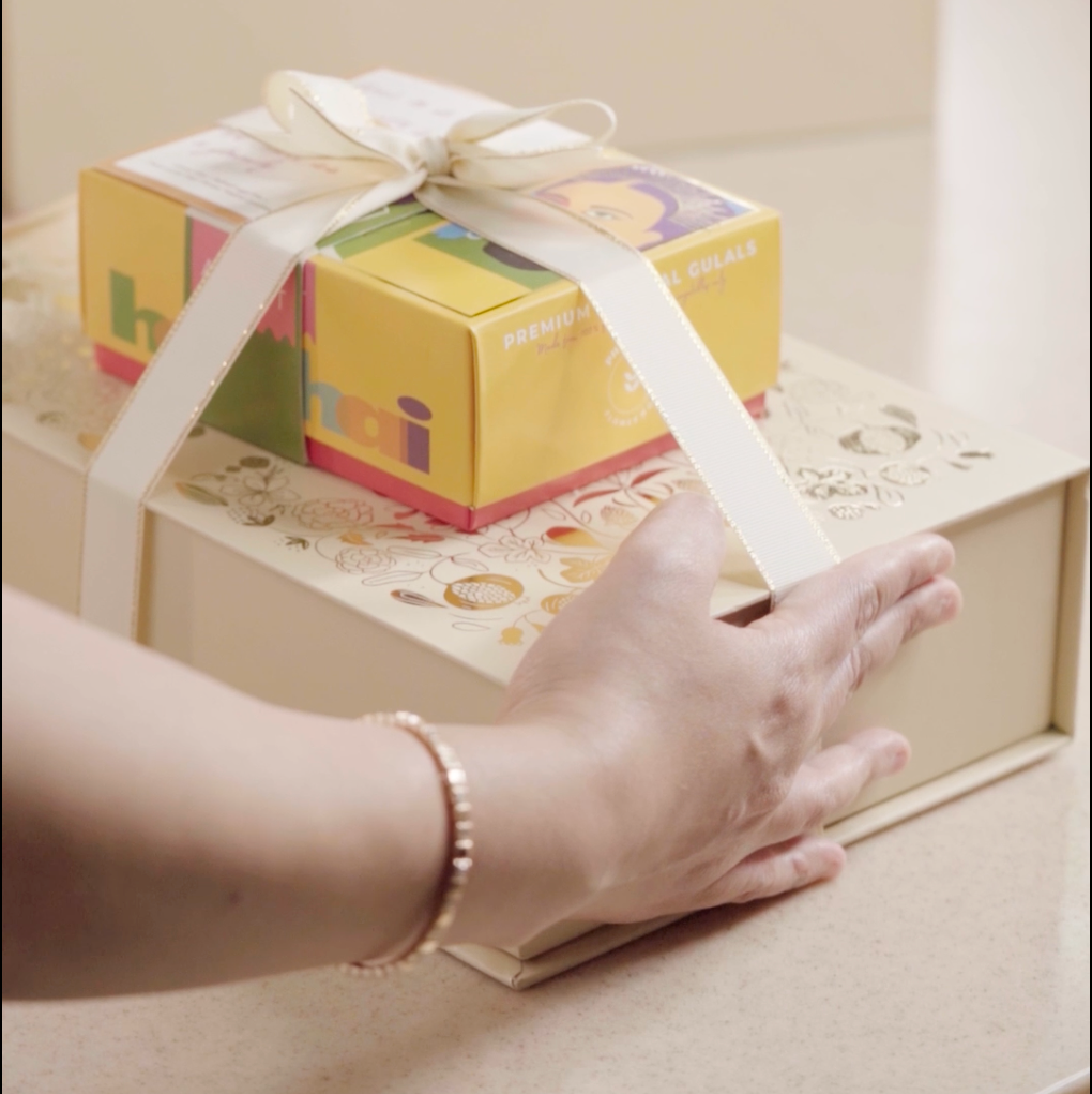 Festive Grand Box x Advait Organic Holi Colors