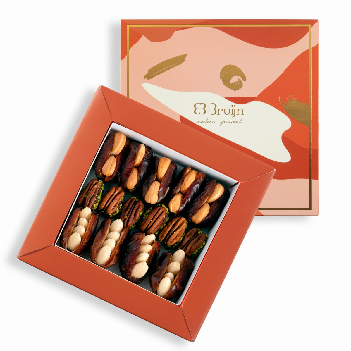 The petite box contains 320g of nuts & dried fruits pairing~ Mejdool dates stuffed with almonds & roasted cashew and pecan & date wholes.