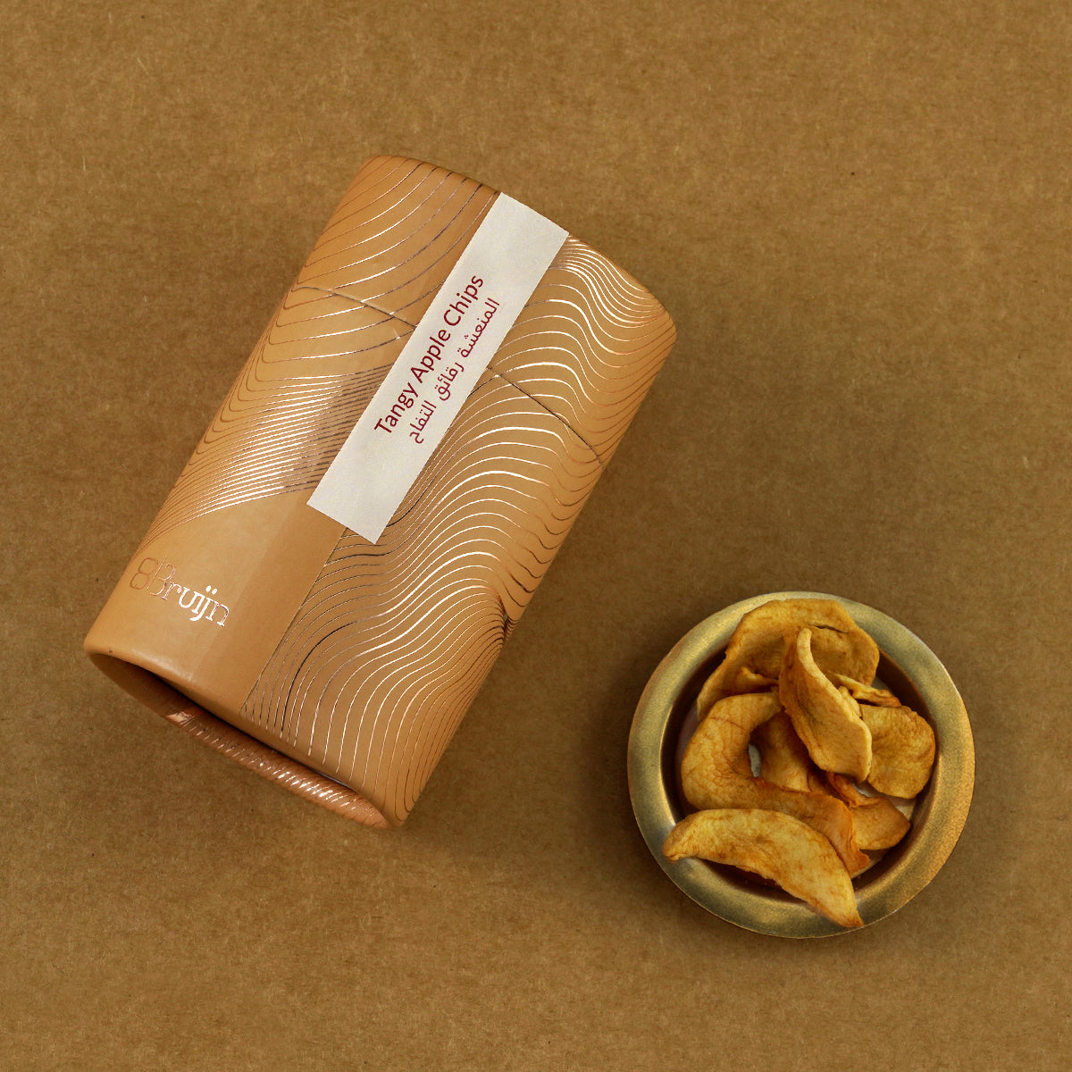 Hand-baked tangy apple chips, generously coated with curry powder seasoning.